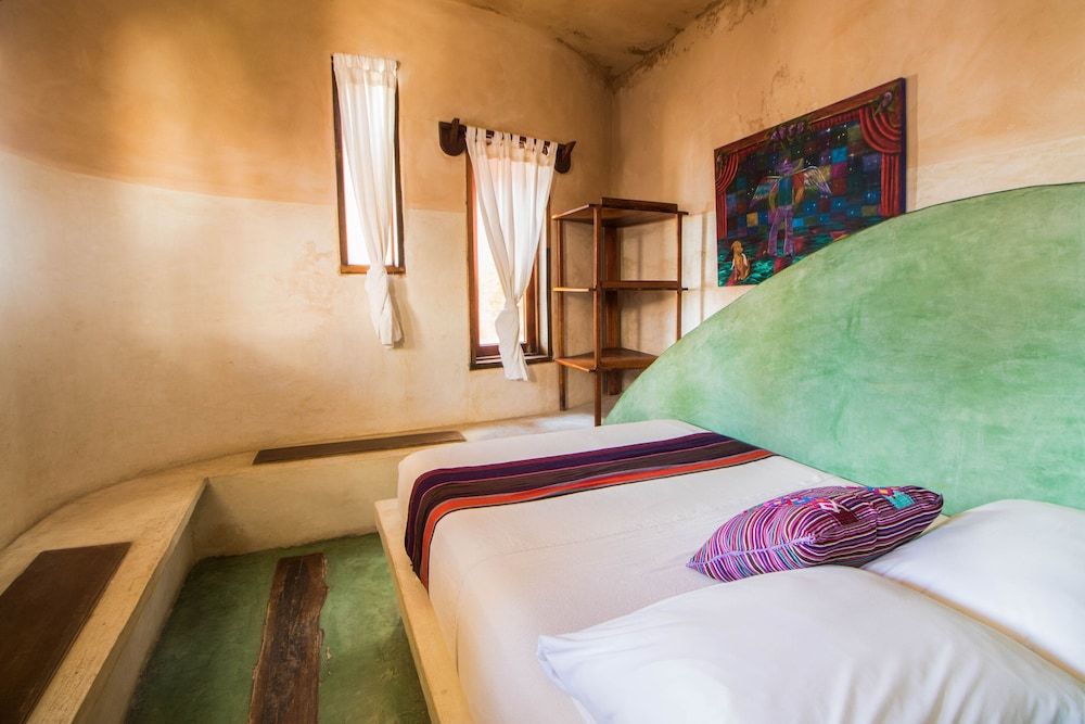 Room with Partial Ocean View 1 king bed and 1 double bed (FAMILY)