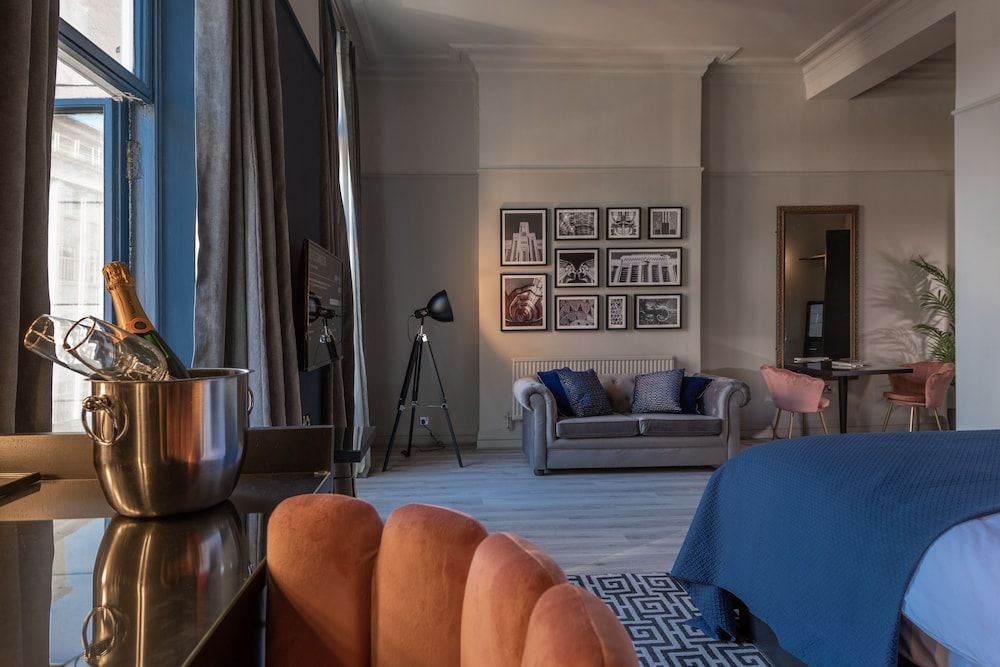 62 Castle Street Grand Suite, 1 King Bed, Non Smoking, City View 14