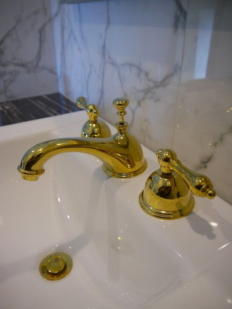 Sun Moon Lake Queen Castle Hotel Premium Double Room, 1 King Bed, Non Smoking, Mountain View 4