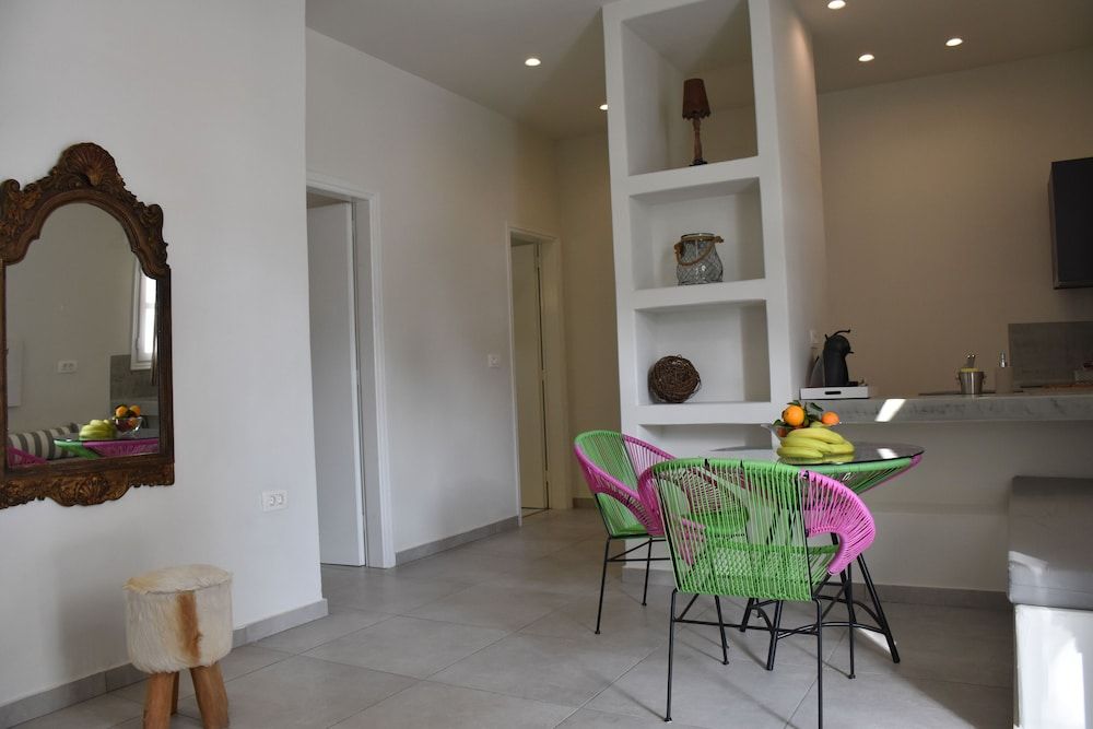 undefined De_naxia Suites 10