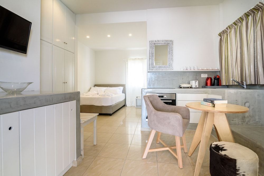 undefined De_naxia Suites 6