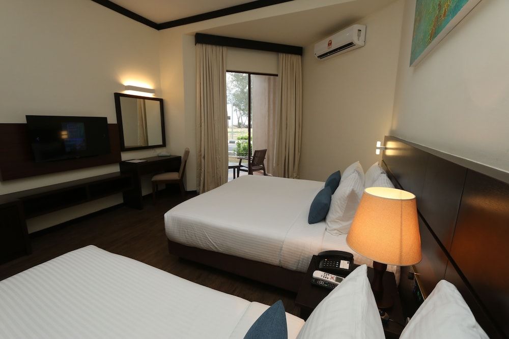Villea Rompin Resort & Golf Superior Room, 2 Twin Beds, Sea View
