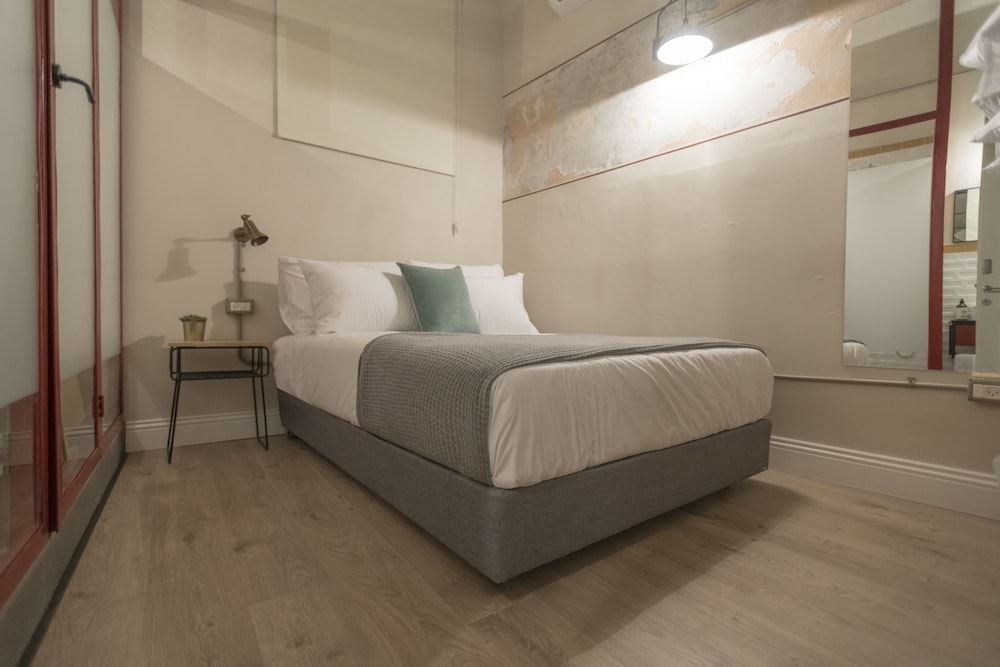 undefined Jojo TLV 4