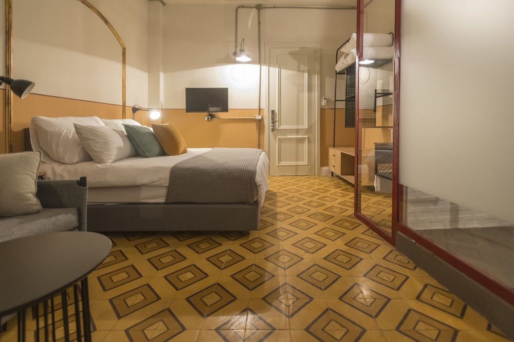 undefined Jojo TLV 3