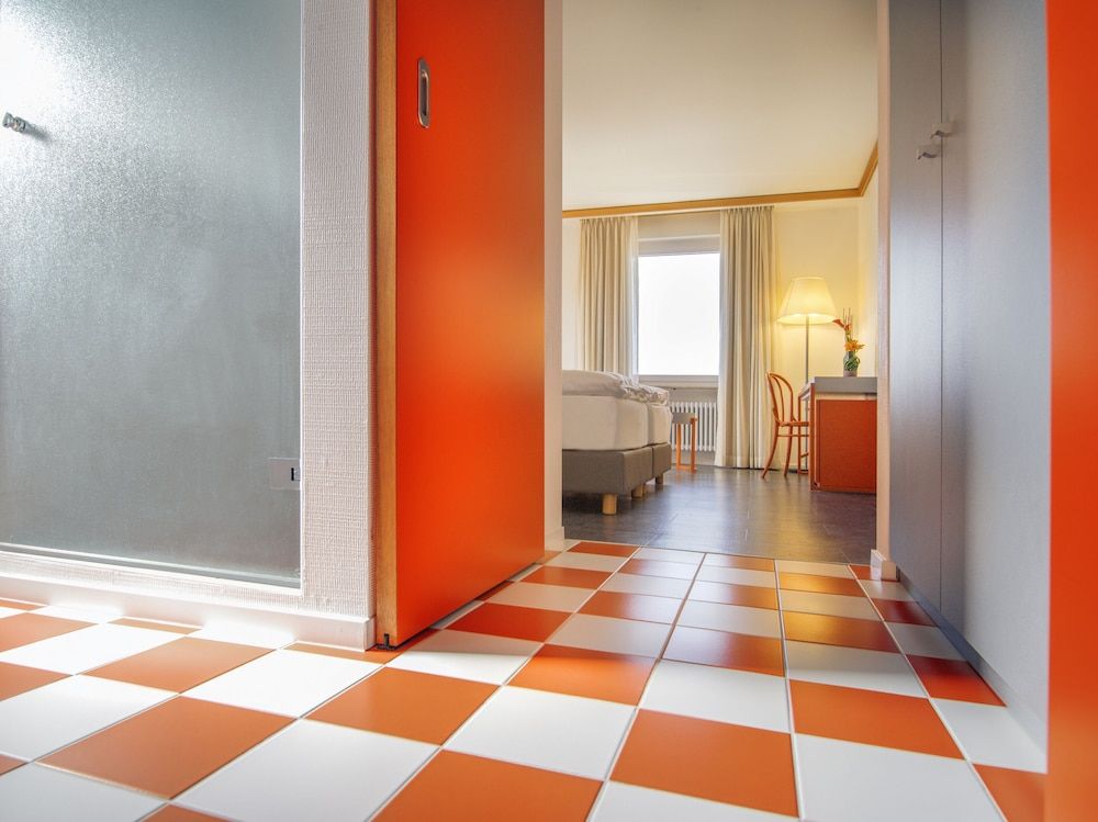 Albergo Carcani Comfort Double or Twin Room, 1 Bedroom, Lake View 3