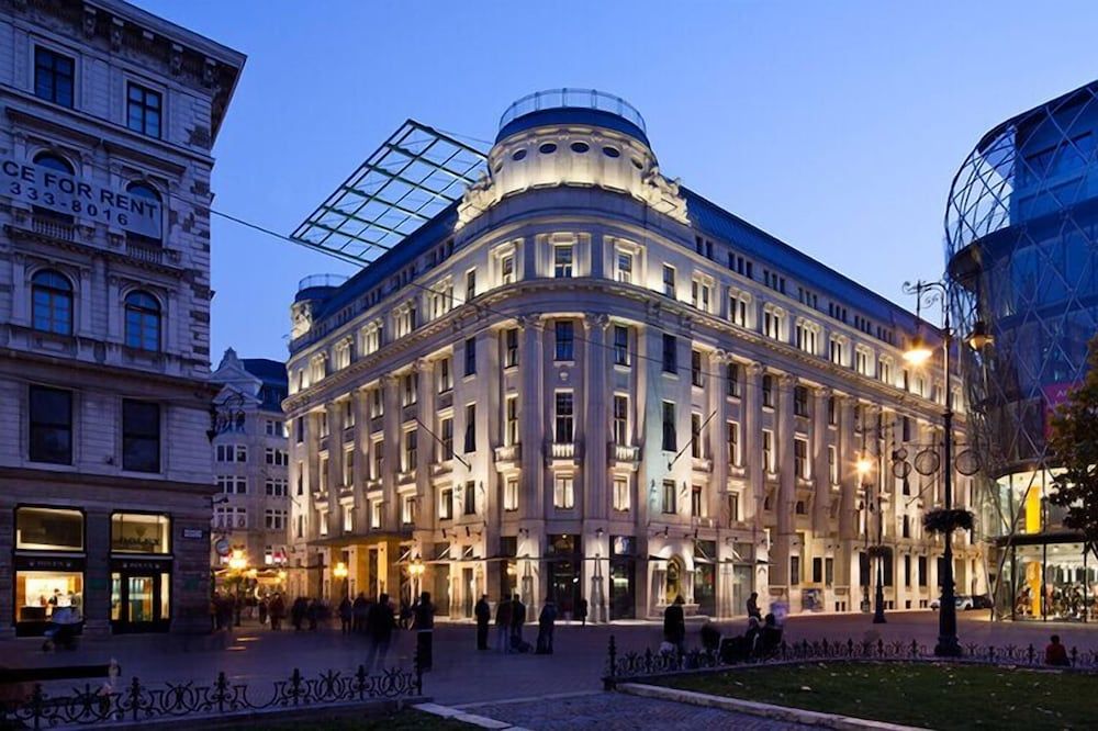 undefined Holiday Beach Budapest Wellness & Conference Hotel 8