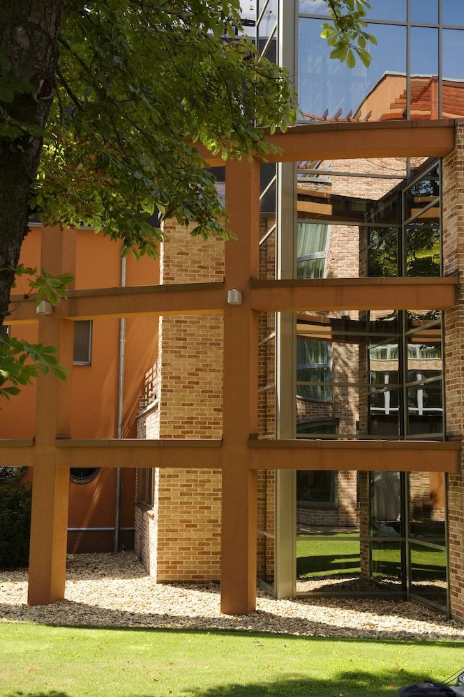 undefined Holiday Beach Budapest Wellness & Conference Hotel 6