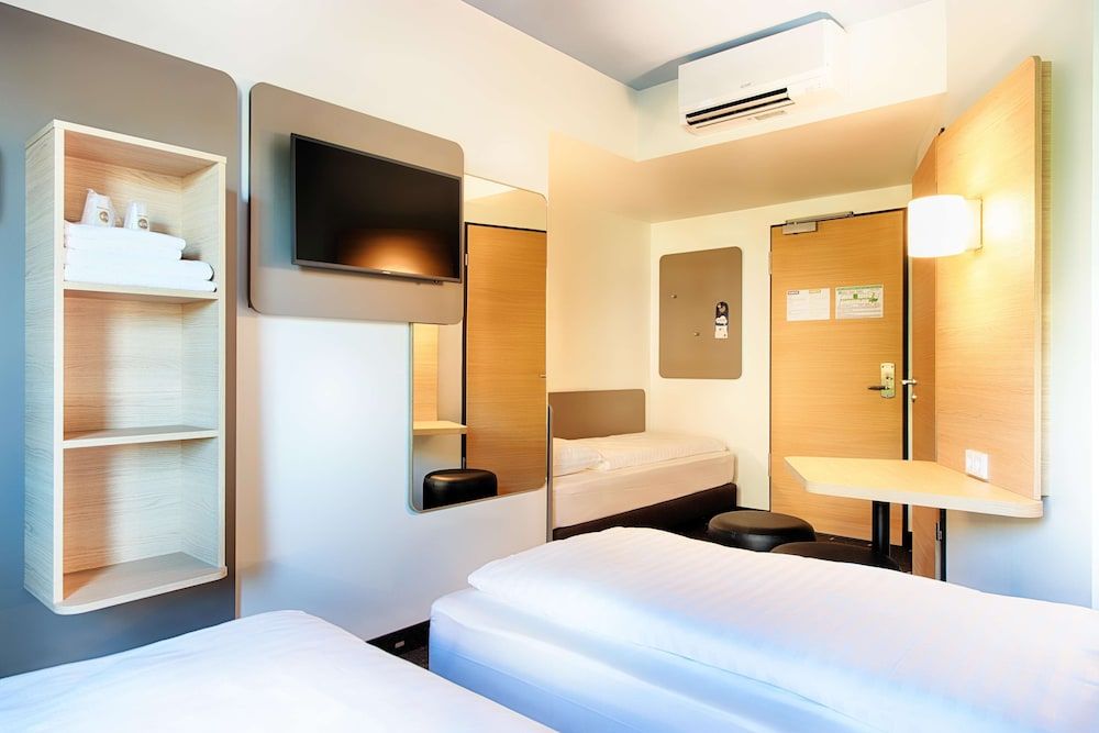 B&B Hotel Chemnitz Twin Room 4