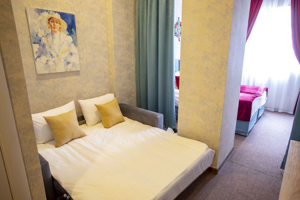 La Casa Nizami Hotel Family Room 9