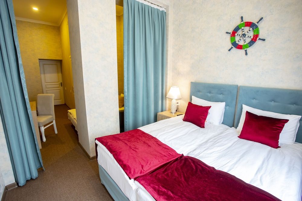 La Casa Nizami Hotel Family Room 8