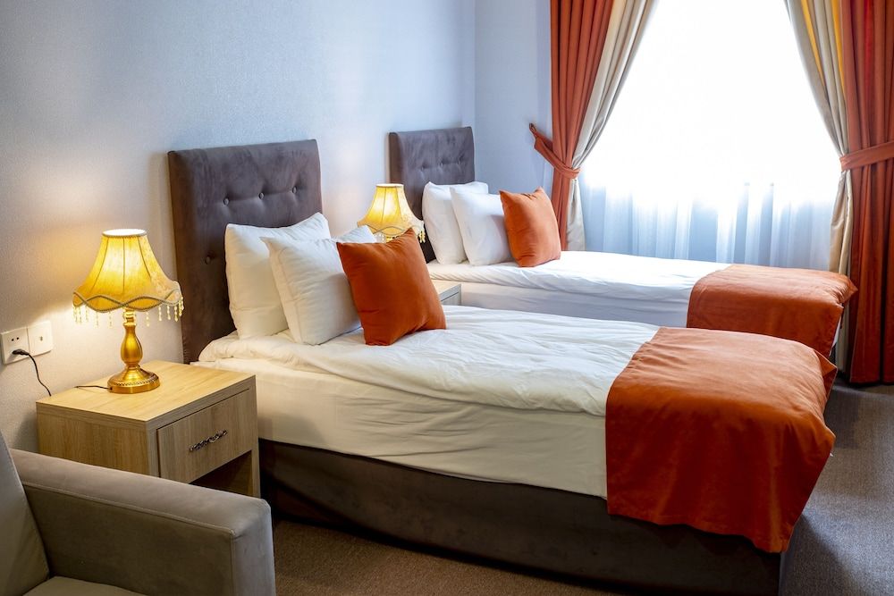 La Casa Nizami Hotel Family Room 5