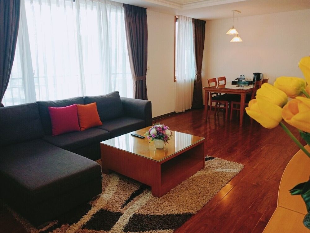 Rose Garden Residence Deluxe Apartment, 1 Bedroom, City View 6
