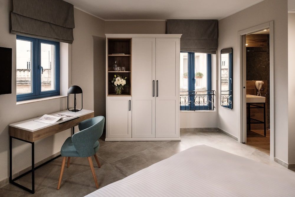 Amery House Deluxe Double or Twin Room 4