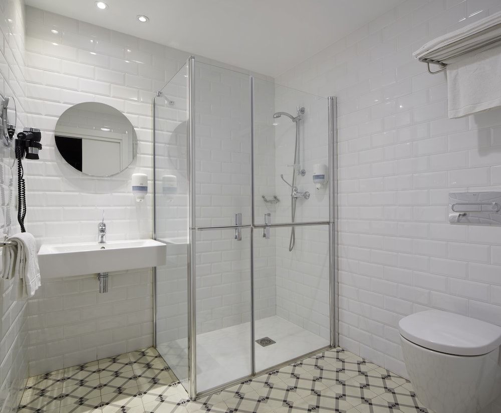 Hostal Arriazu Superior Double or Twin Room 3