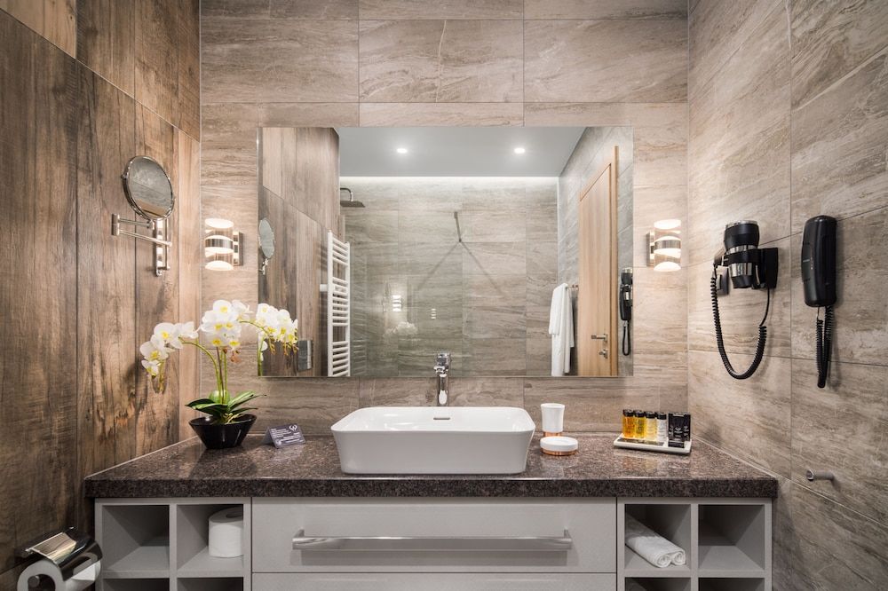 Hotel Jägerhof Premium Double Room 4