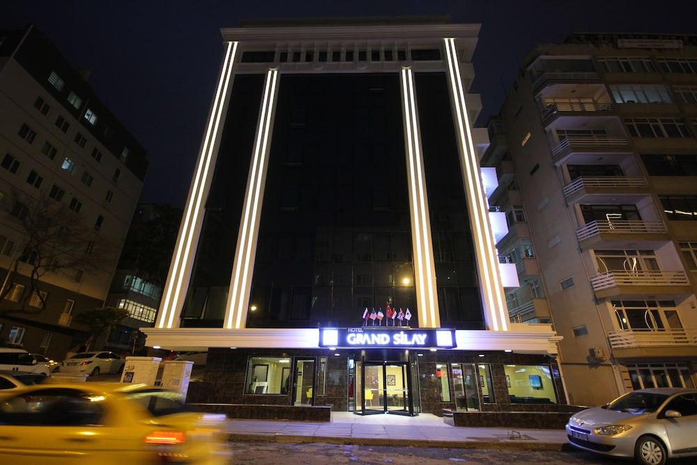 undefined Grand Silay Hotel 8