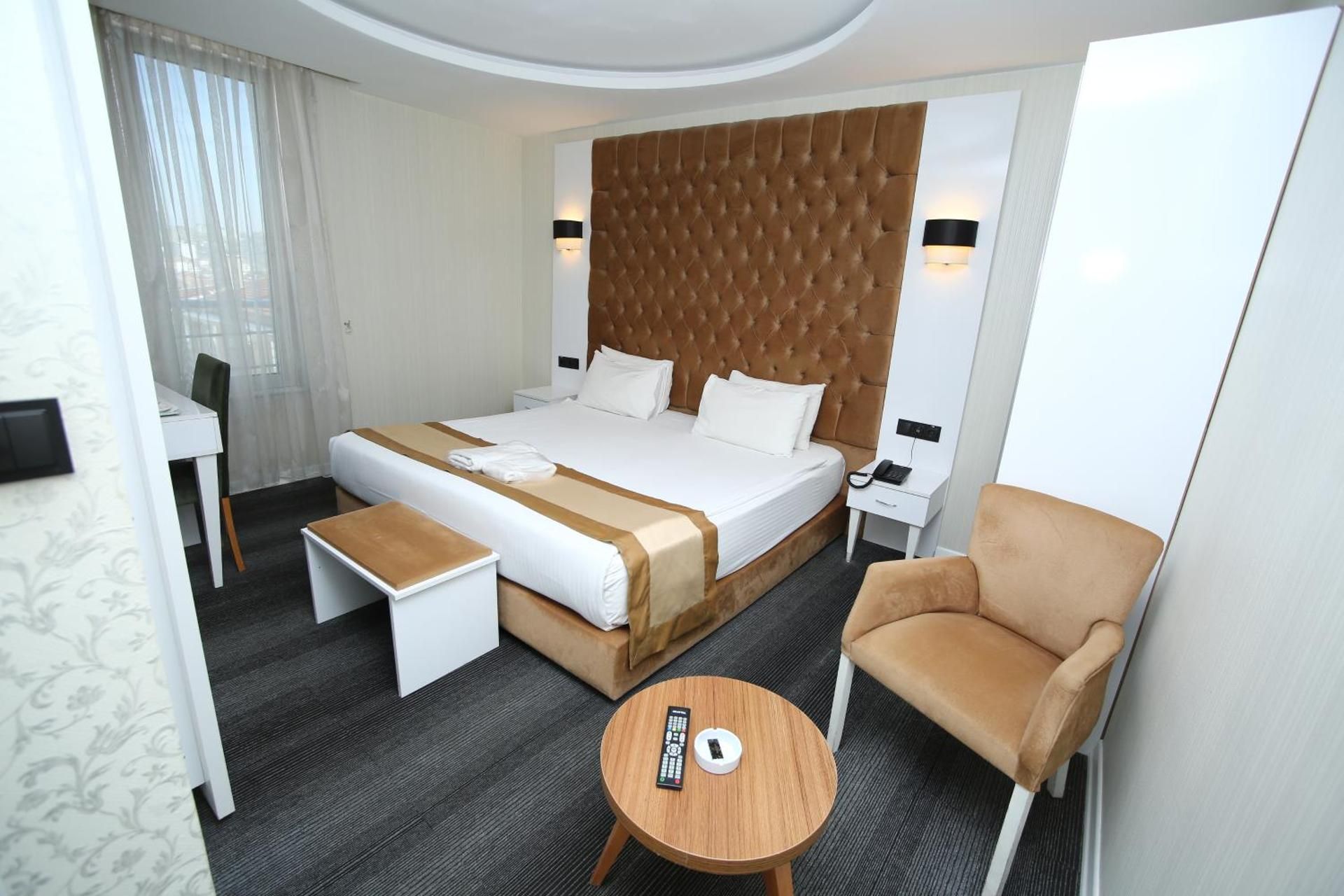 undefined Grand Silay Hotel 8