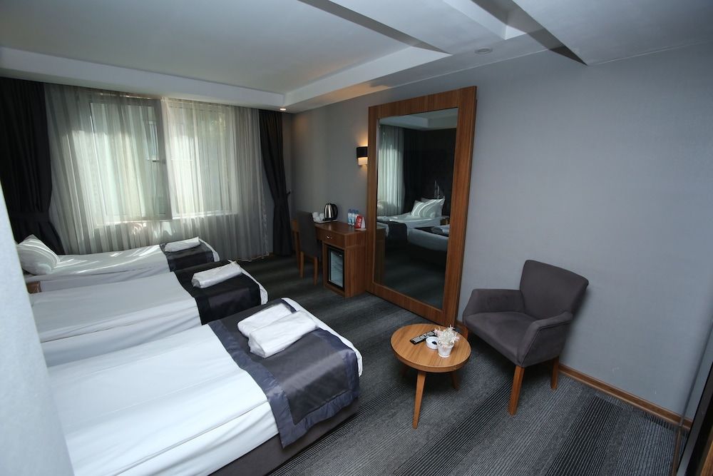 undefined Grand Silay Hotel 5