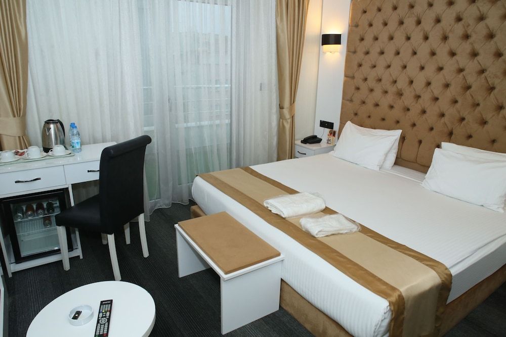 undefined Grand Silay Hotel 4