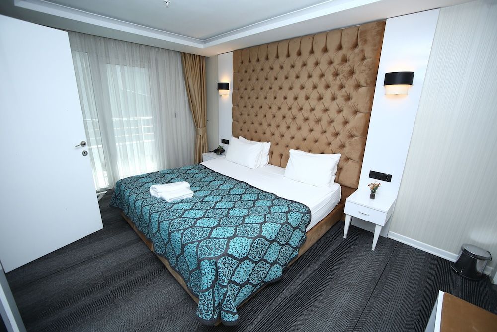 undefined Grand Silay Hotel 5