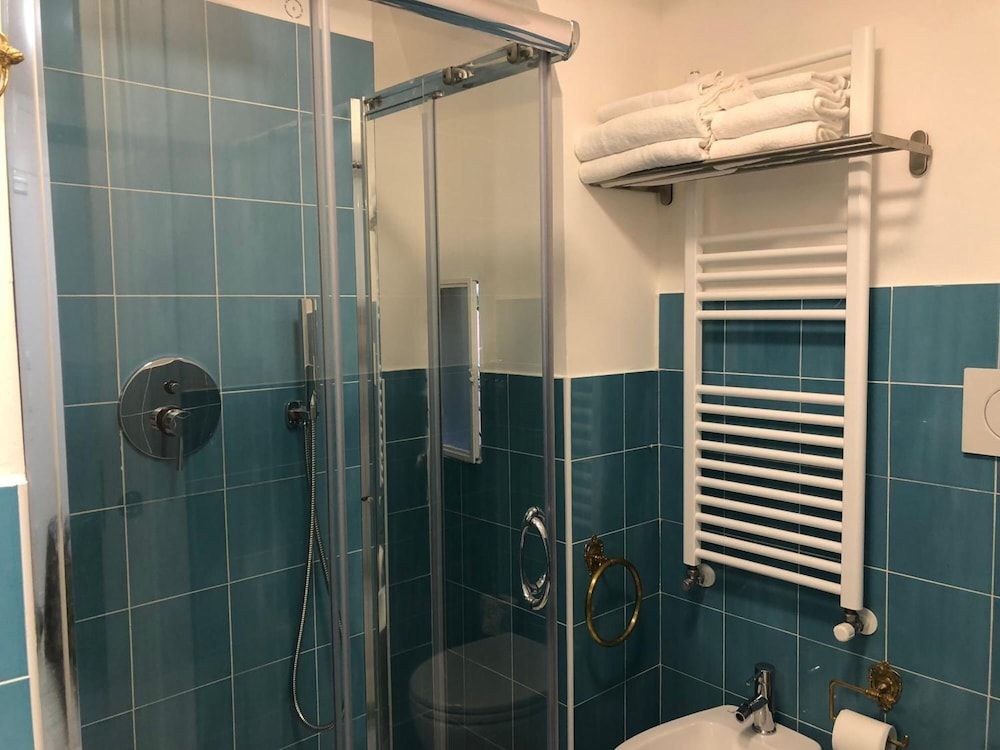 Al Mascaron Ridente Standard Double or Twin Room 8