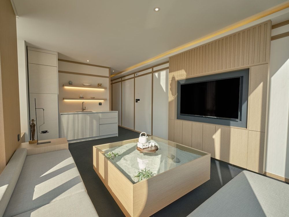 UH Suite The Seoul Family City Suite (Randomly Assigned) 11