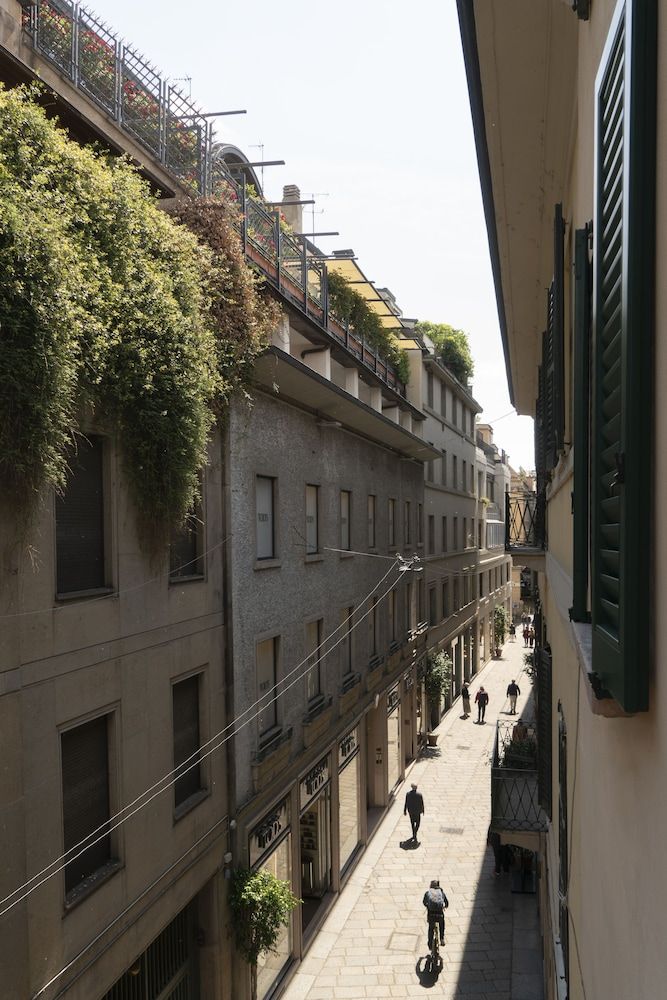 undefined Della Spiga Suites by Brera Apartments 4