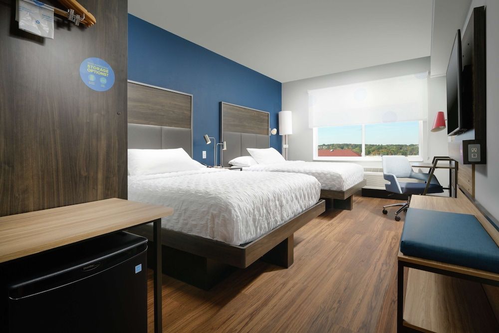 Room, 2 Queen Beds, Accessible (Hearing)