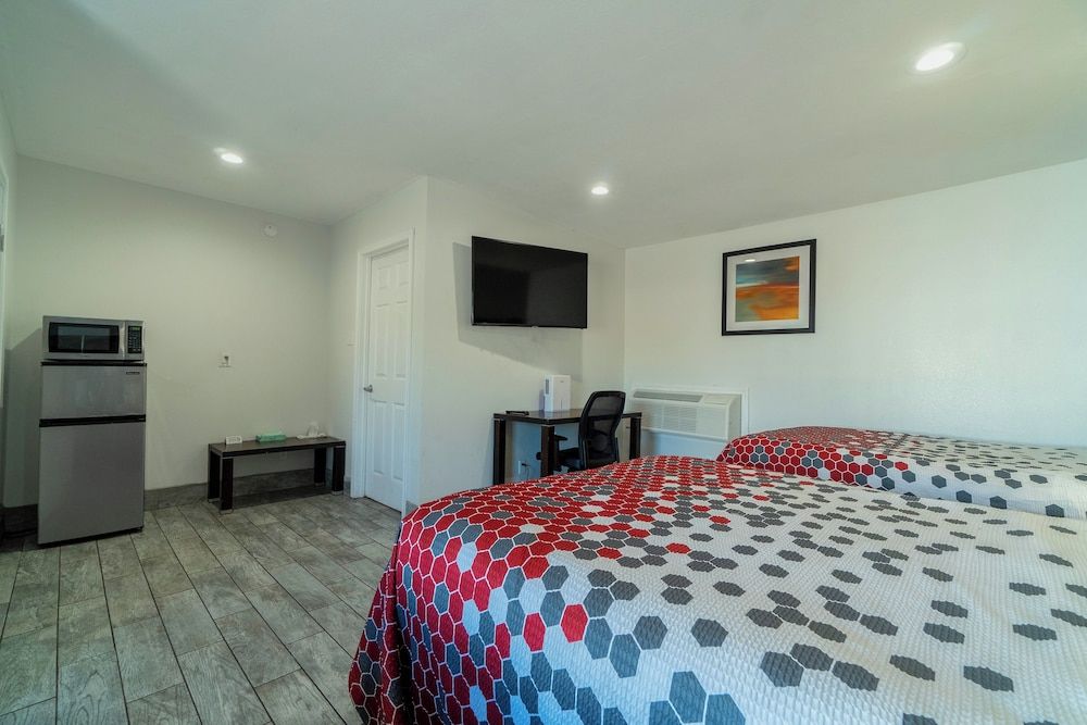 Pelican Inn by Belvilla Aransas Pass, TX Premium 3 Full Bed 2