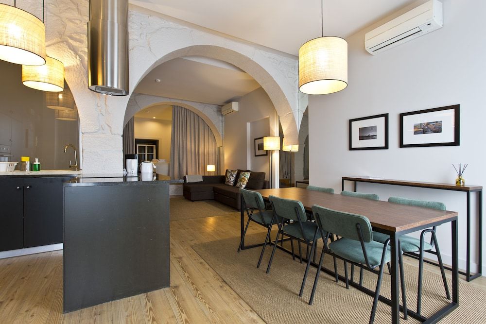undefined RVA Gustavo Eiffel Apartments 4