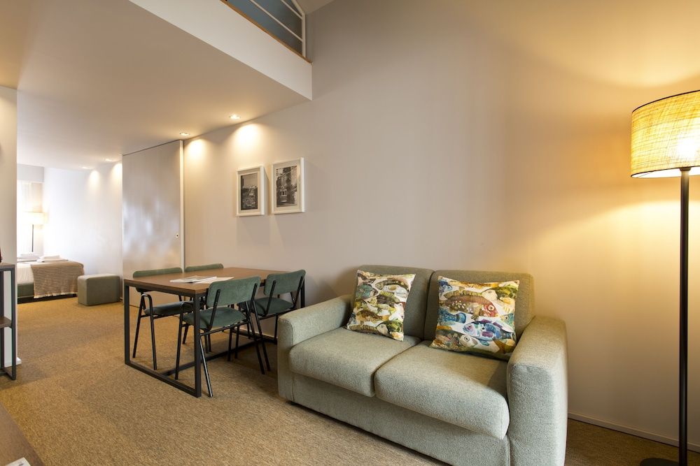 RVA Gustavo Eiffel Apartments Duplex, 2 Bedrooms 18