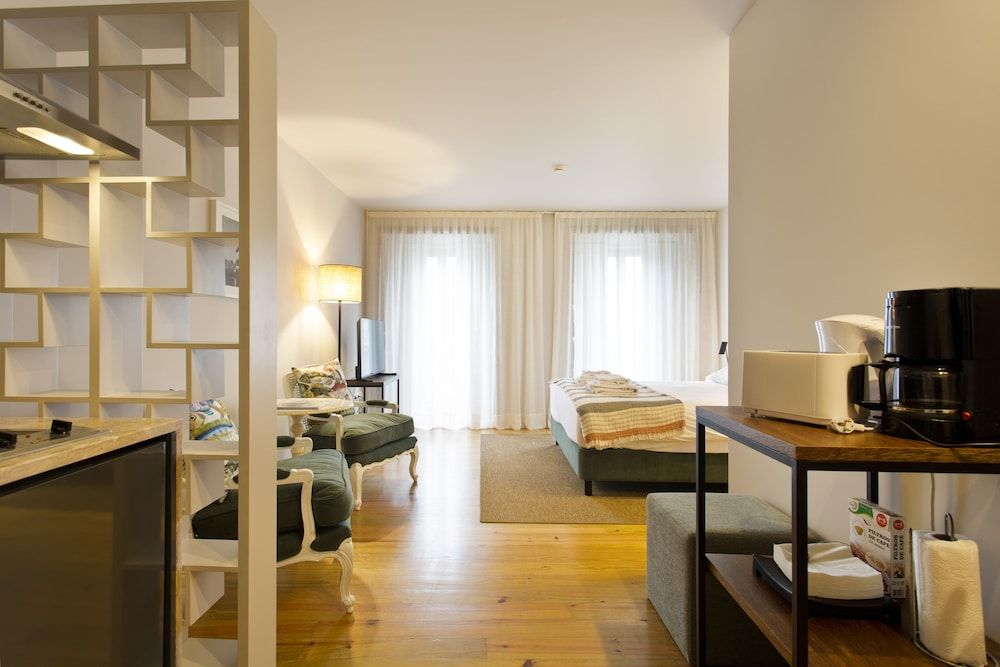 undefined RVA Gustavo Eiffel Apartments 10