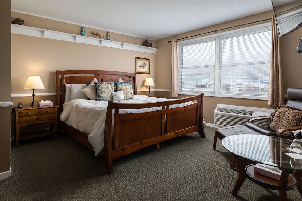 Harbor Landing - 39