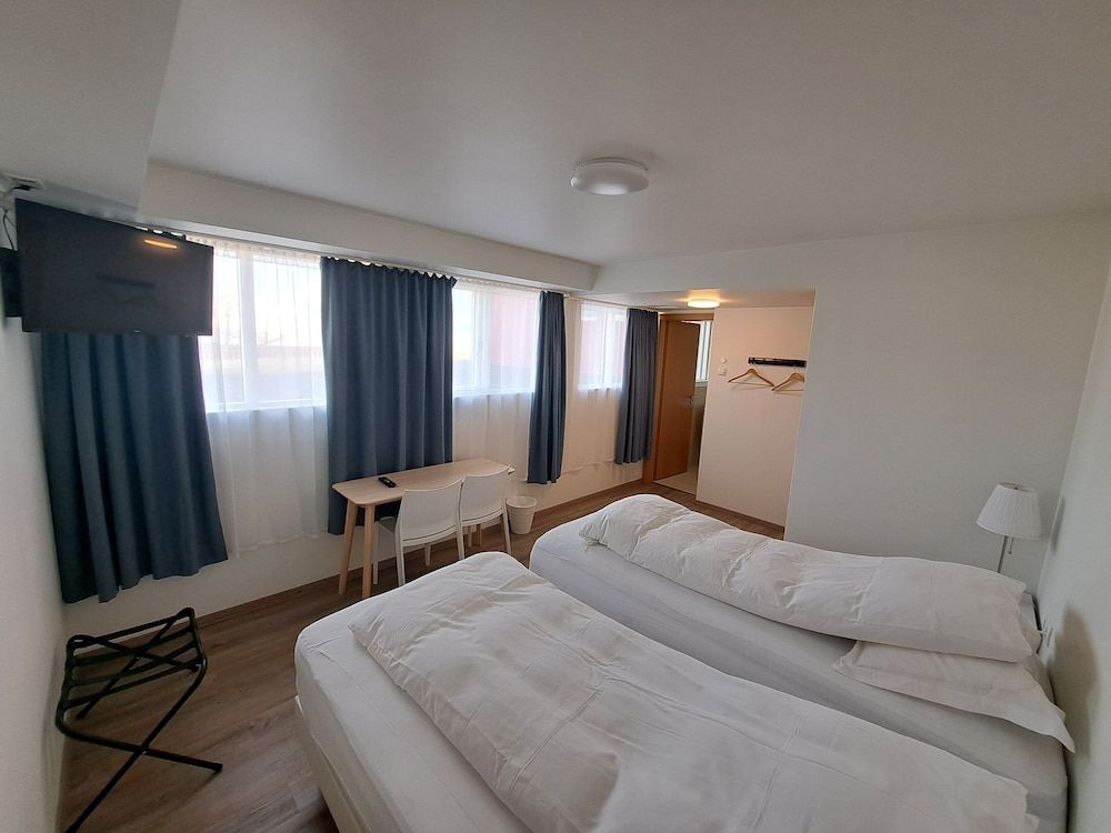 The Old Post Office Double or Twin Room, private bathroom, ground floor 3