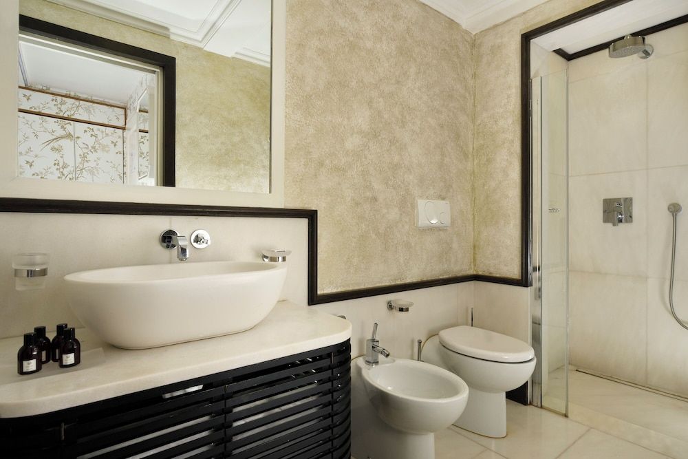 undefined San Firenze Suites & Spa 10