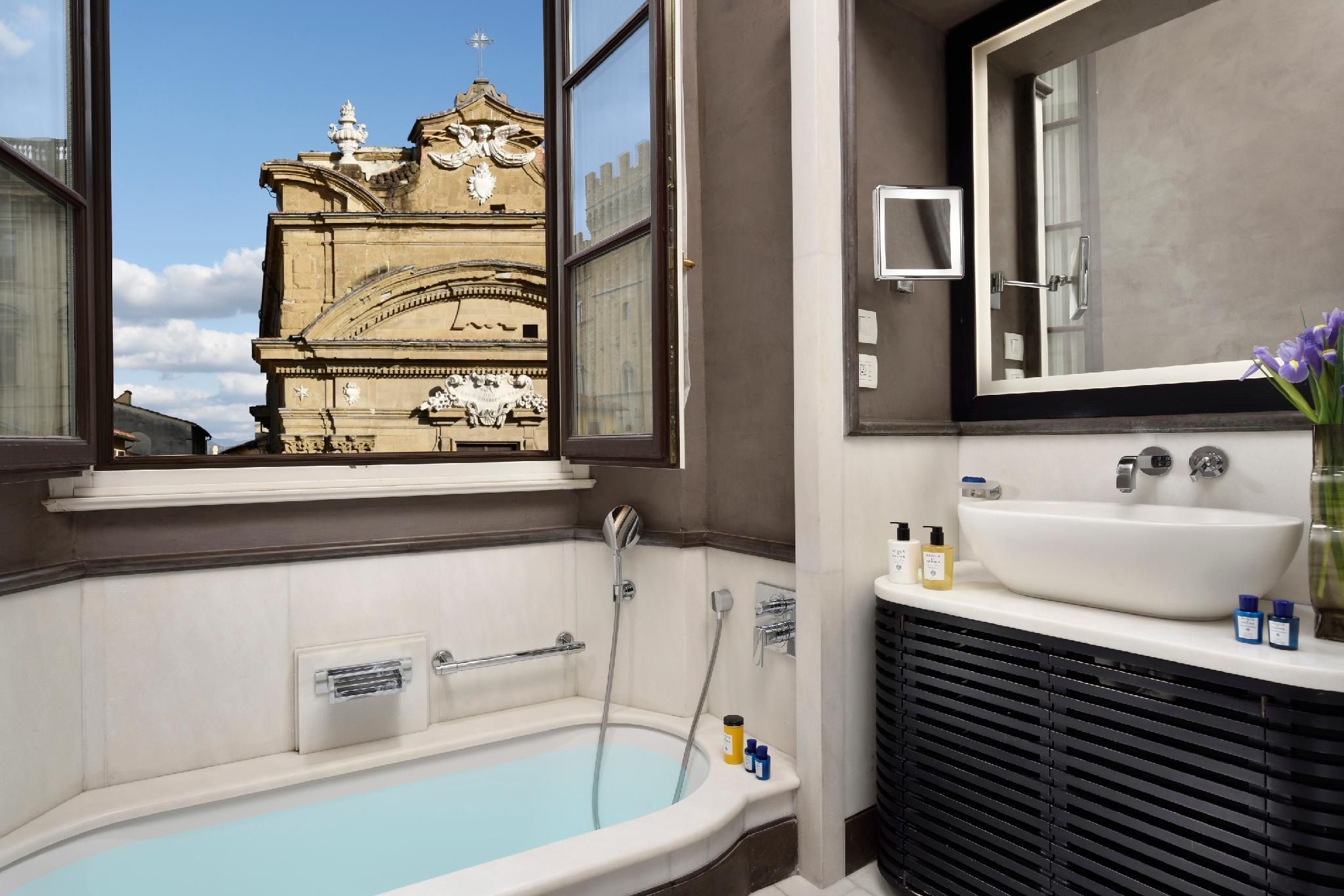 undefined San Firenze Suites & Spa 6