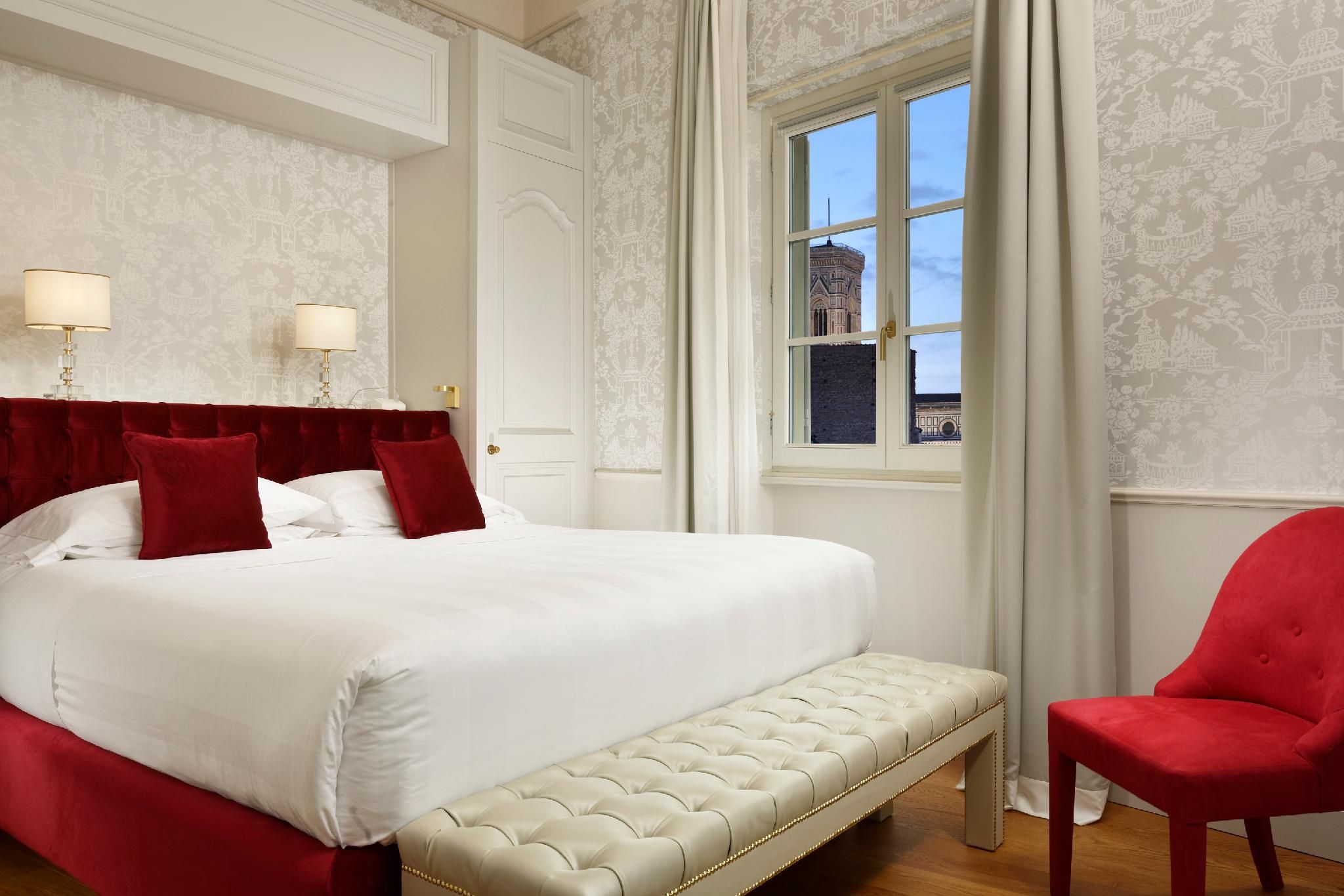 undefined San Firenze Suites & Spa 5