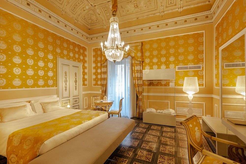 Deluxe Double Room, 1 Bedroom, Non Smoking, Private Bathroom