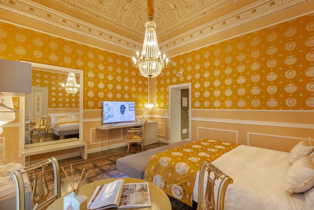 Deluxe Double Room, 1 Bedroom, Non Smoking, Private Bathroom