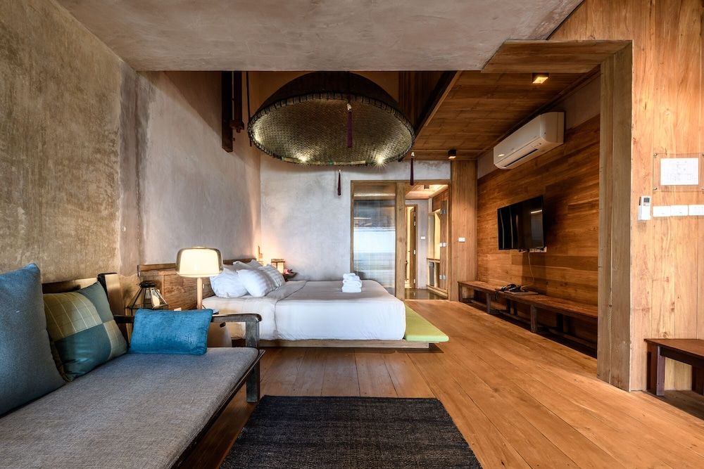 La A Natu Pranburi Beachfront Suites with Plunge Pool