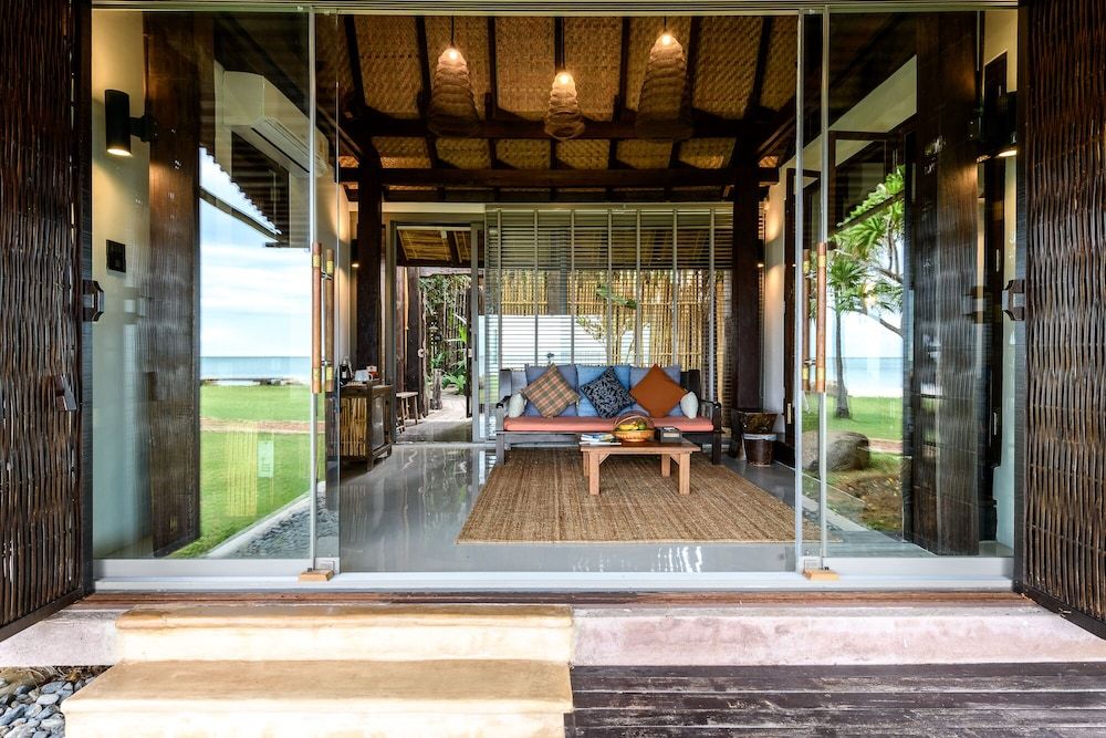La A Natu Pranburi Beachfront Villa with Plunge Pool 5
