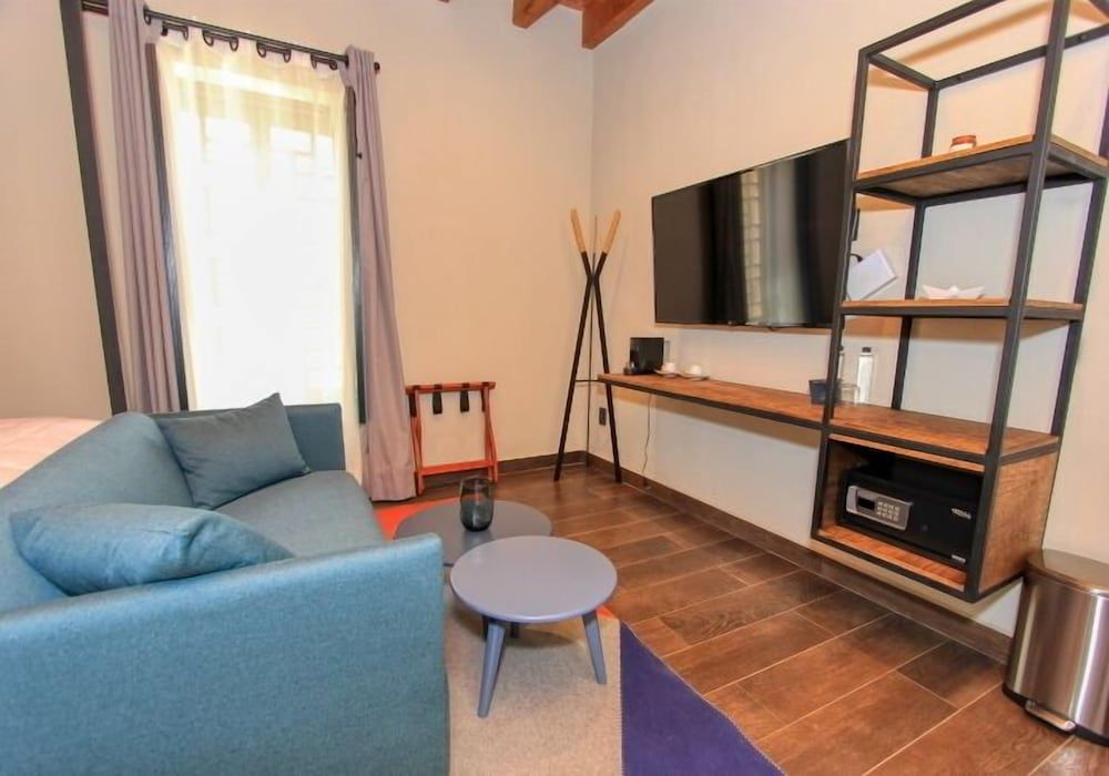 Antigua Trece Hotel Fusión Suite (11) 10