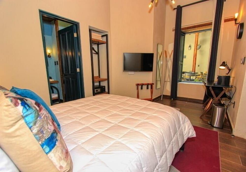 Antigua Trece Hotel Fusión Standard Queen (4) 3