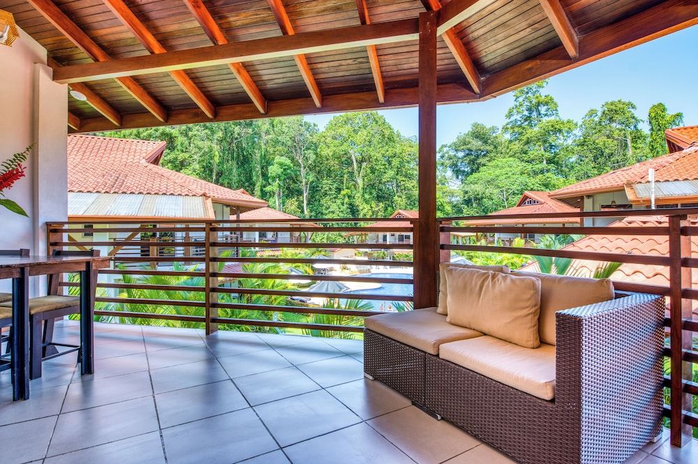 Terrazas del Caribe Hotel Deluxe Family Room with Balcony 4