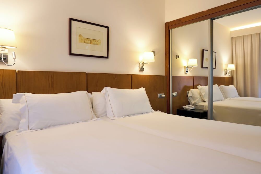 Senator Granada Hotel Economy Double Room 9