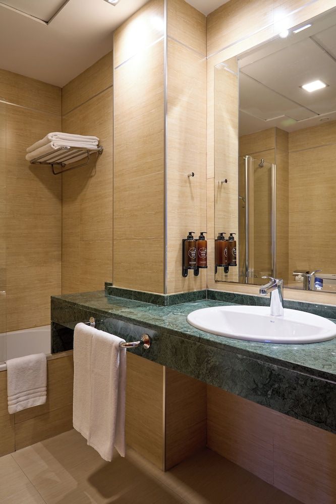 Senator Granada Hotel Double Room Single Use 9