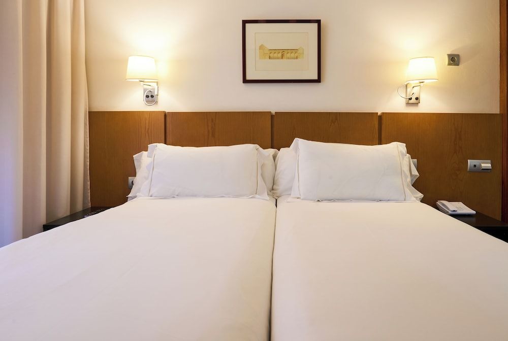 Senator Granada Hotel Economy Double Room 12