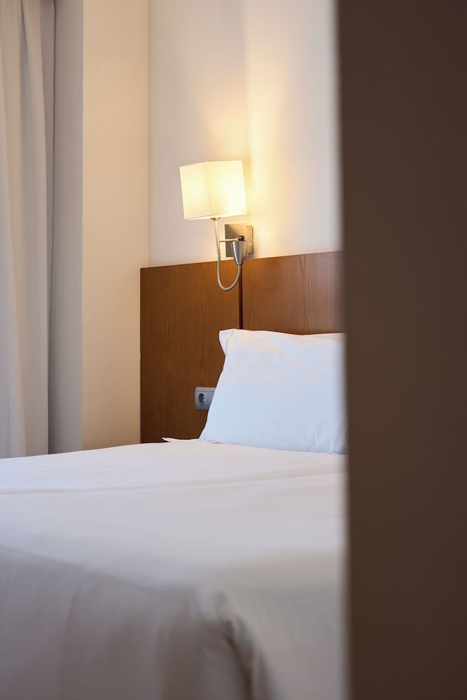 Senator Granada Hotel Double Room Single Use 6