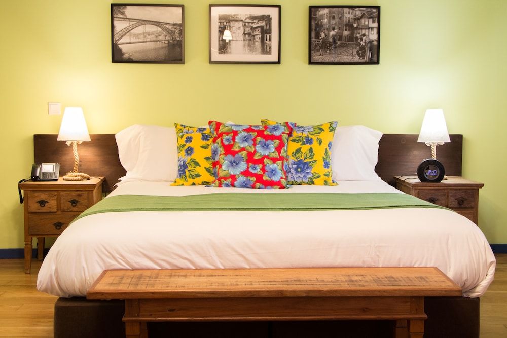 undefined Miragaia House 8