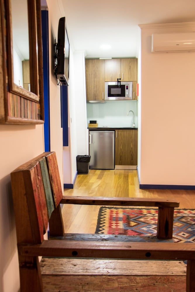 Miragaia House Deluxe Double or Twin Room 10